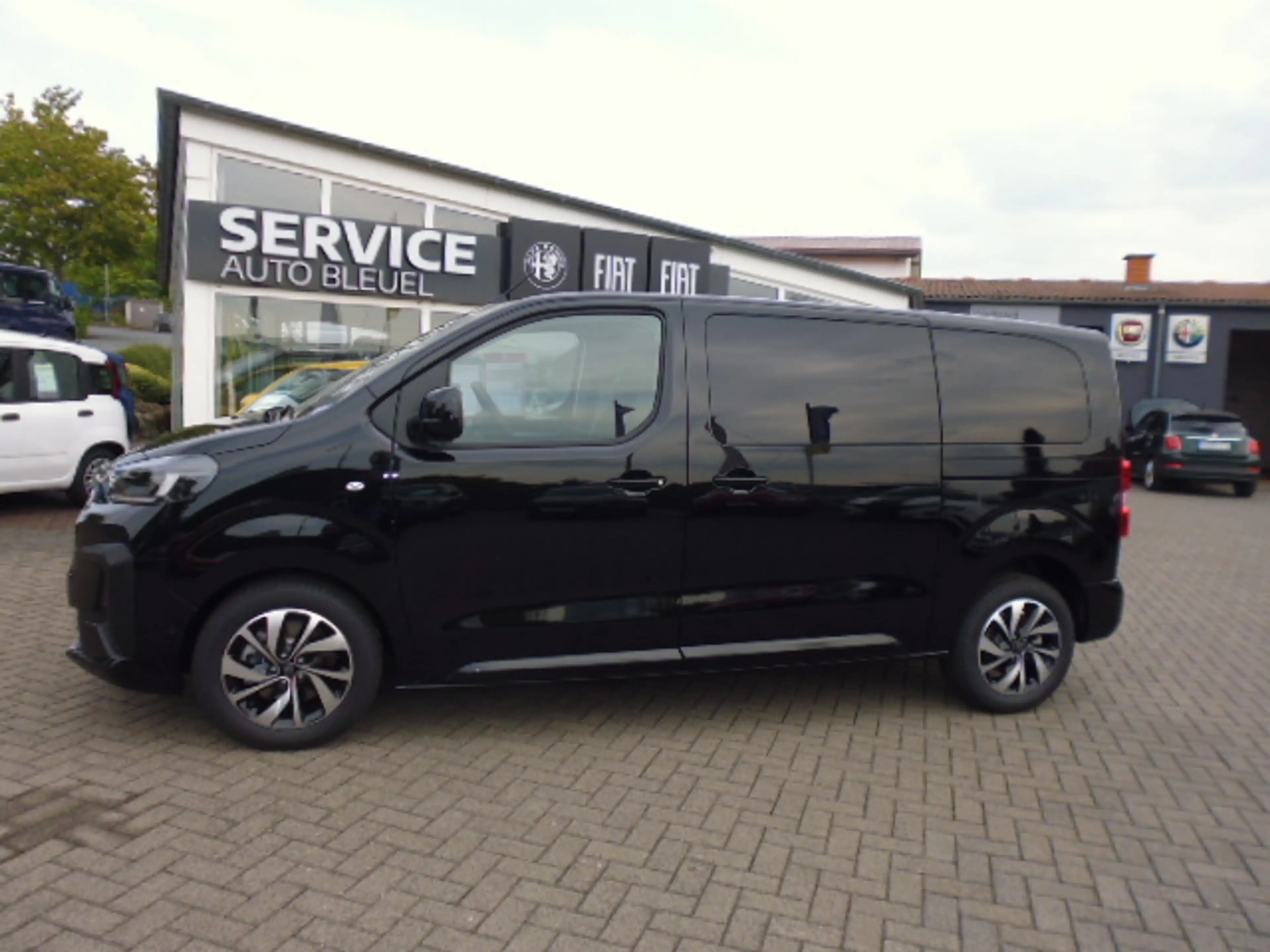 Fiat Ulysse Ulysse L2 8-Sitzer Icon 180 Automatik/Nav/17"Alu/