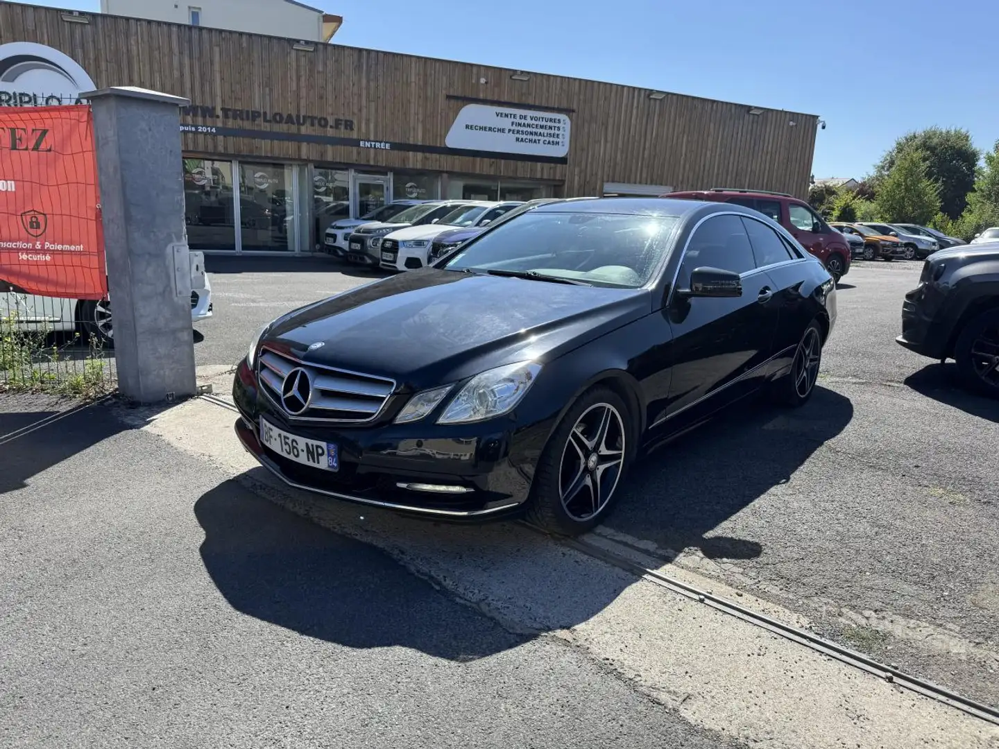 Mercedes-Benz E 220 220 CDI FAP BlueEfficiency - BVA Gps + Clim Schwarz - 1