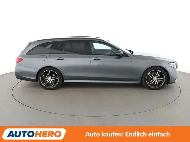Mercedes-Benz E-Class view 7
