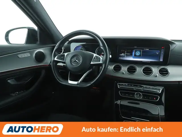 Mercedes-Benz E-Class view 13