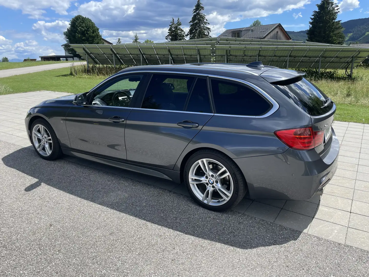 BMW 318 318d Touring XDrive - 2