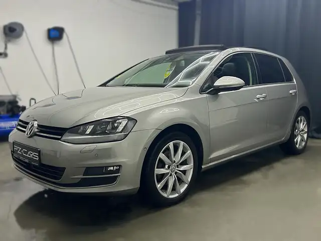 Volkswagen Golf VII 2.0 TDI DSG|Pano|NAV|Leder|ACC|RFK|BXen