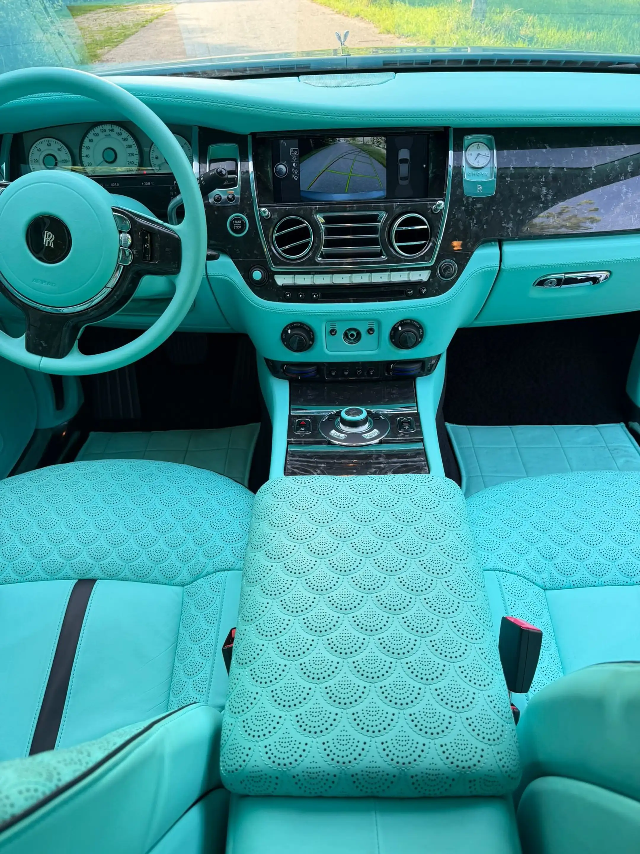 Rolls-Royce Ghost 6.6 V12 — photo 5