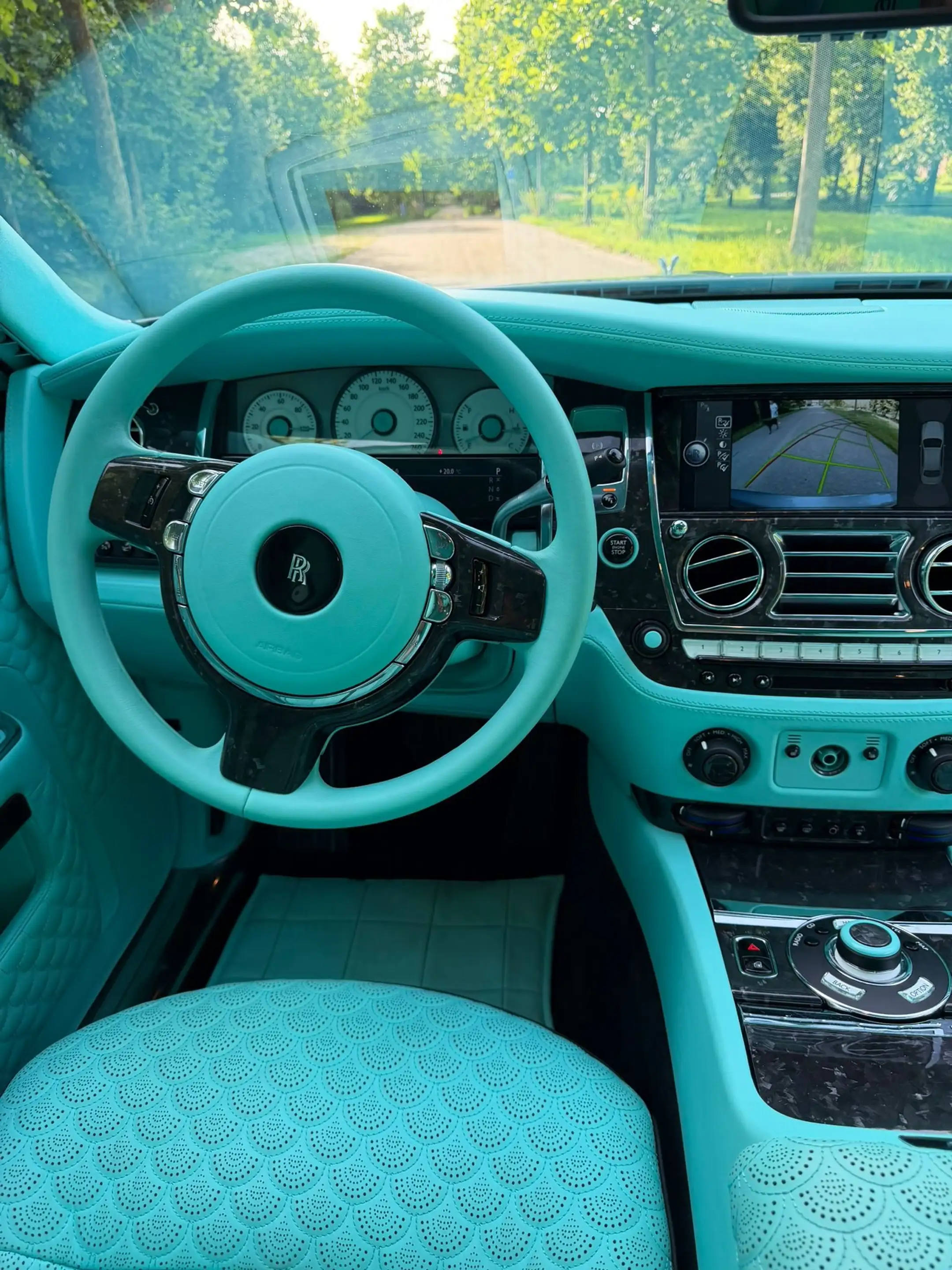 Rolls-Royce Ghost 6.6 V12 — photo 4