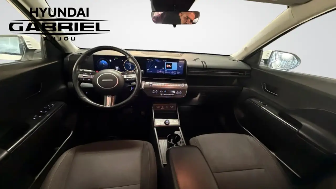 Hyundai KONA снимка Hyundai KONA
