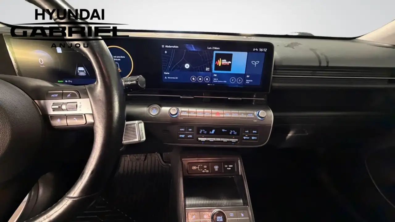 Hyundai KONA снимка Hyundai KONA