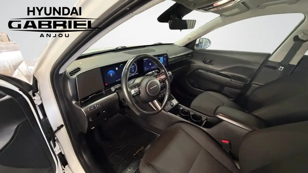 Hyundai KONA снимка Hyundai KONA