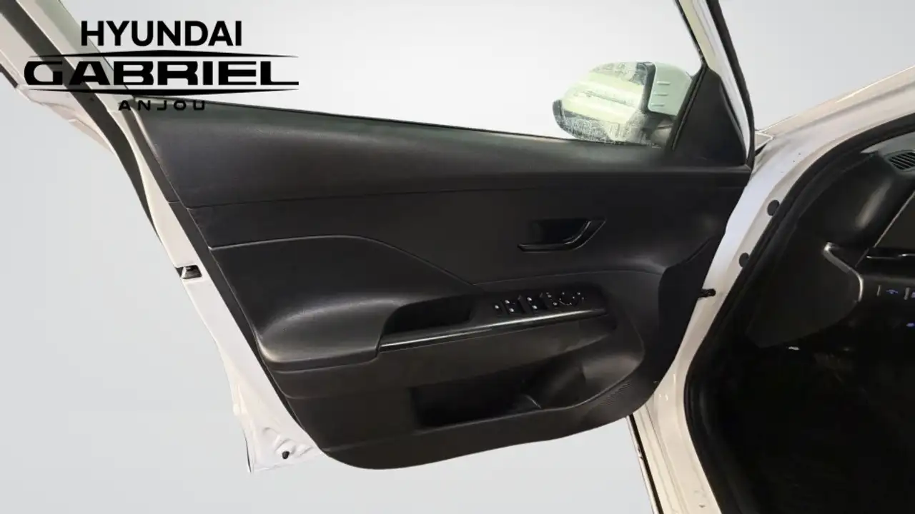 Hyundai KONA снимка Hyundai KONA