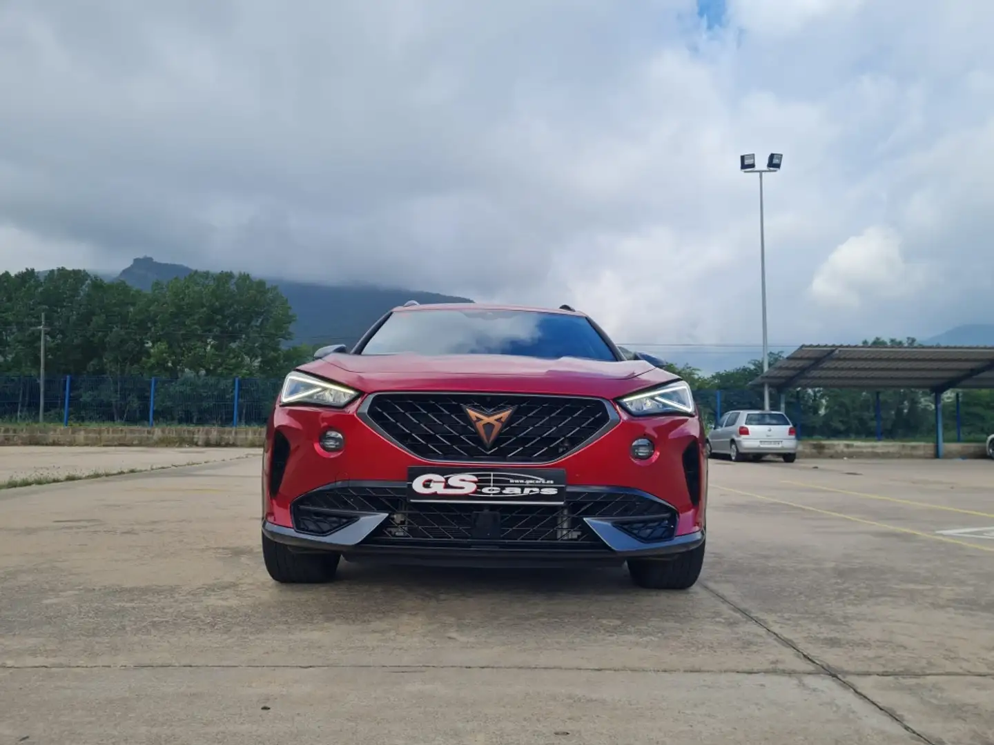 CUPRA Formentor 1.5 TSI 150 Burdeos - 2