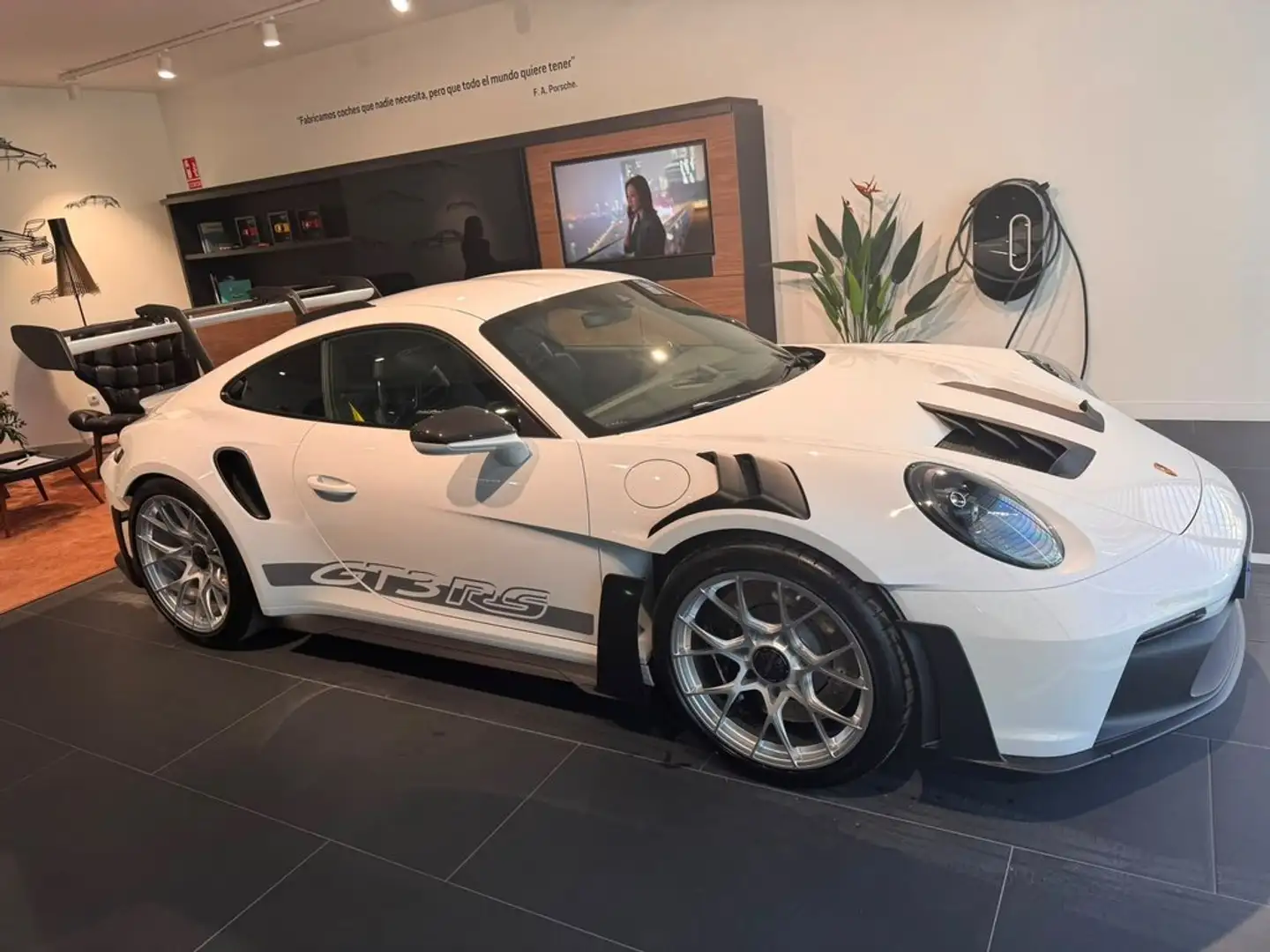 Porsche 992 GT3 RS Blanco - 2
