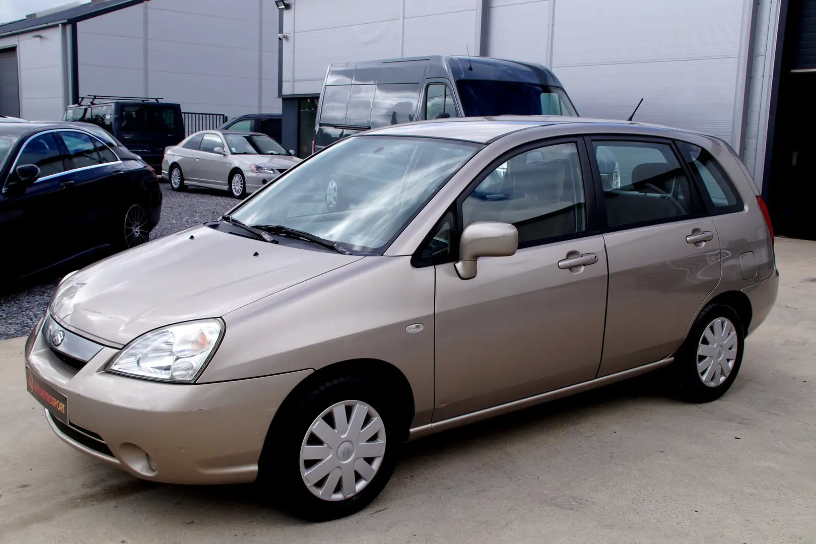 Suzuki Liana 1.3i 16v GL _Carnet Complet _Garantie✅ Beige - 2