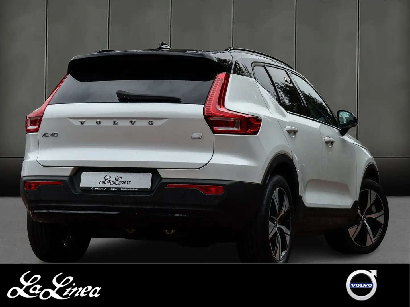 Volvo XC40 P8 R Design Recharge Pure Electric AWD Wit - 2