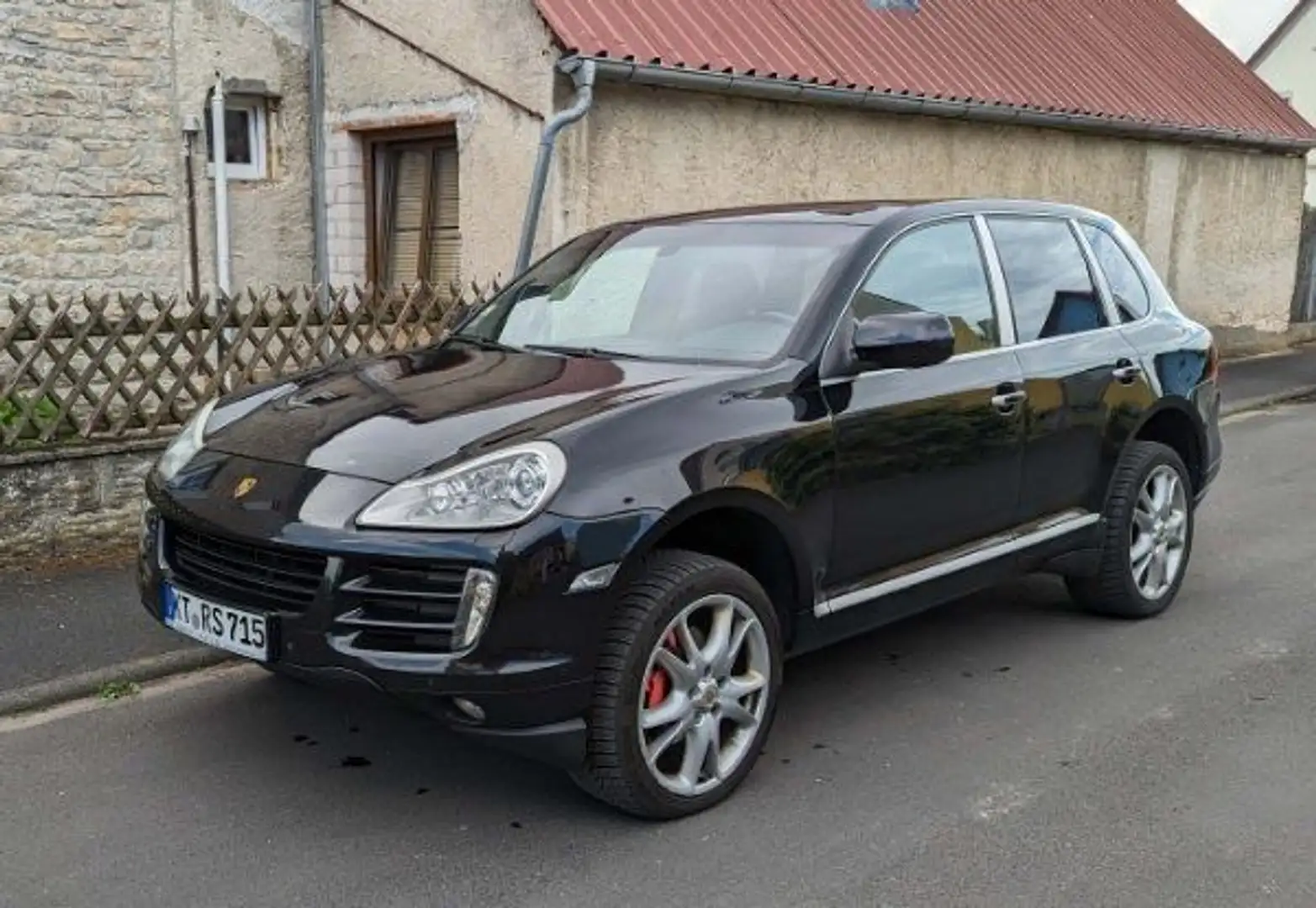 Porsche Cayenne Schwarz - 1