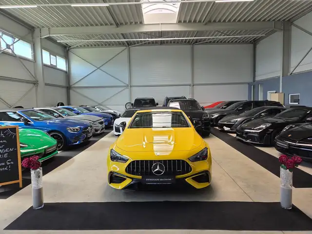 Mercedes-Benz Cle view 2