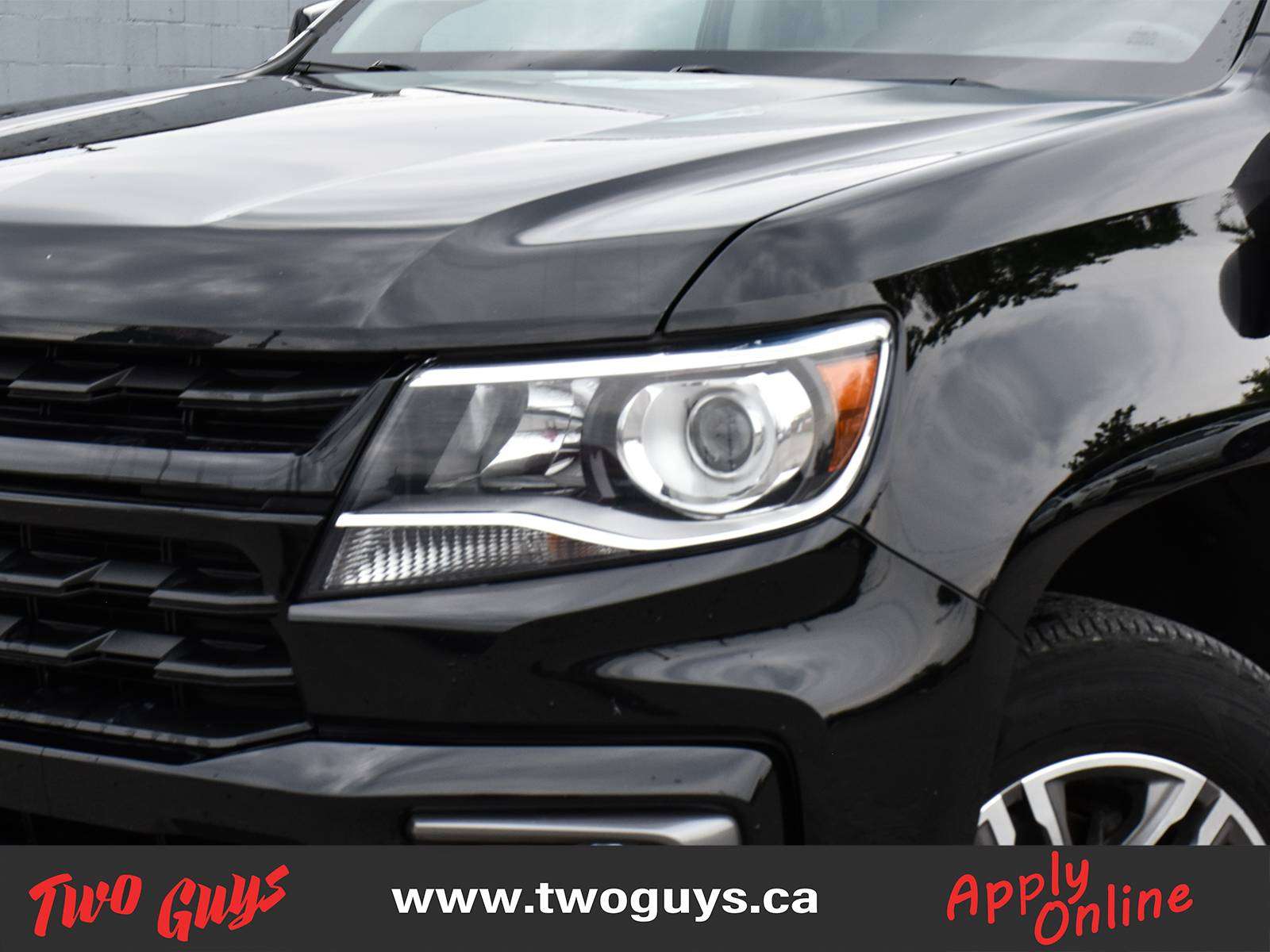 2022 Chevrolet Colorado 4WD LT photo 3