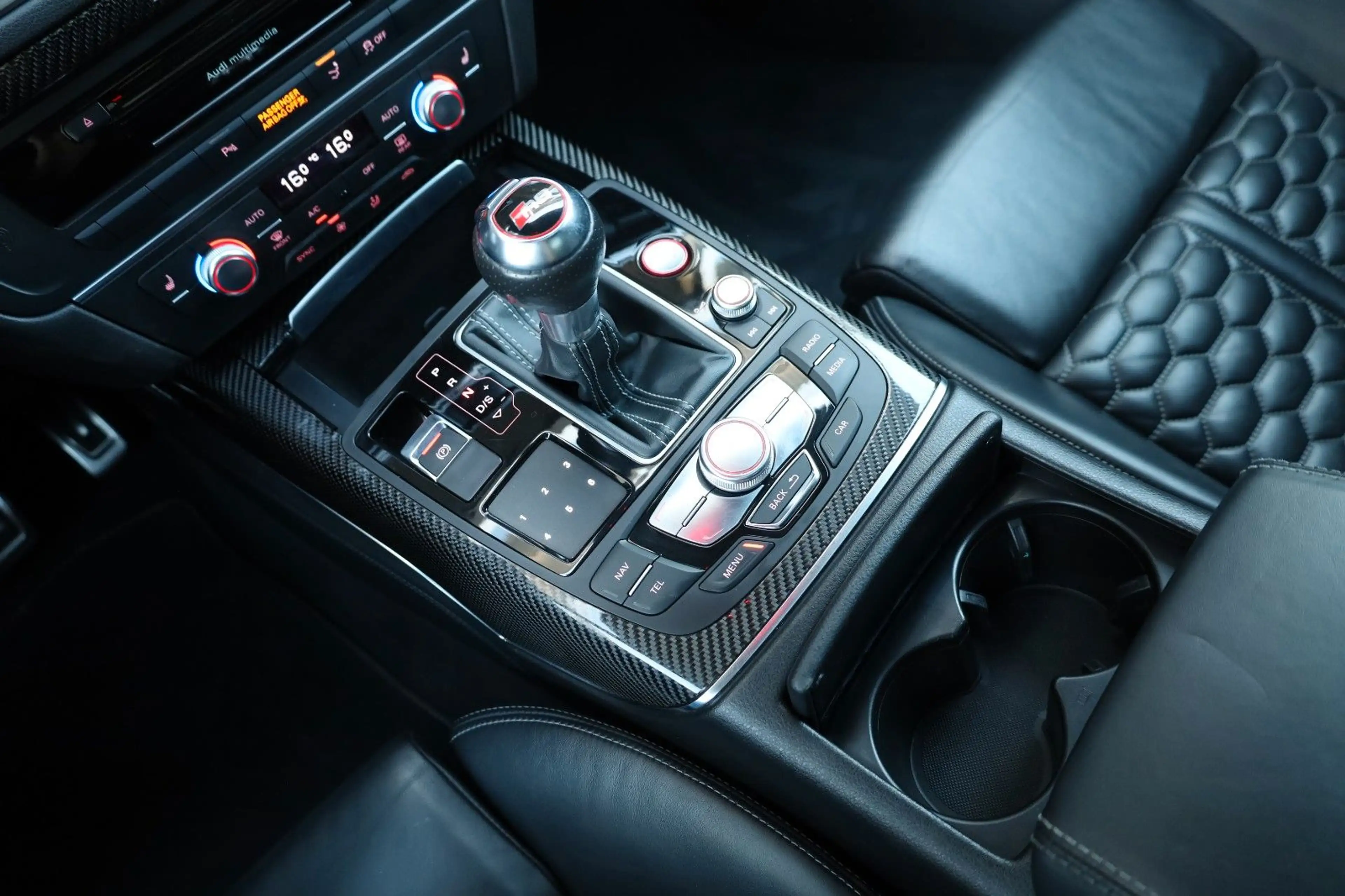 Audi RS7 4.0 TFSI quattro Sportback/HUD/BOSÉ/RFK/R21 — photo 14
