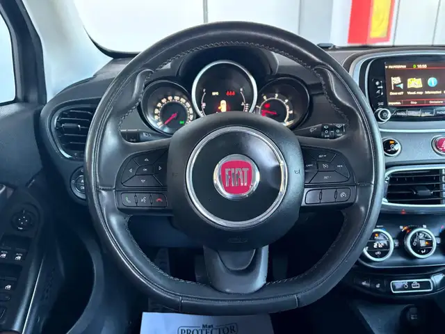 Fiat 500x view 11