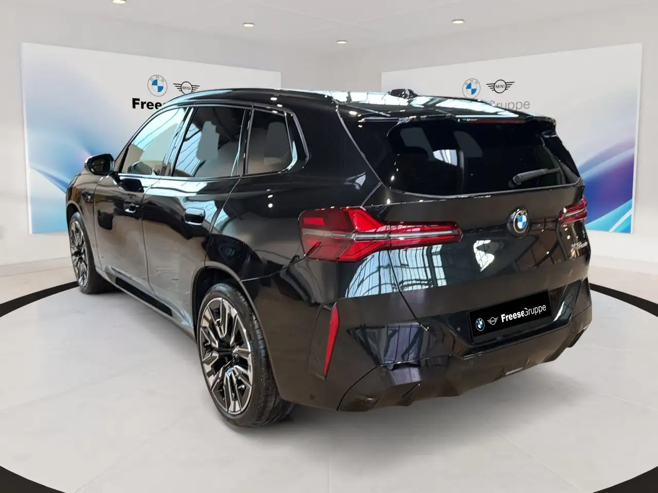 BMW X3 20d xDrive AHK 360° HEAD-UP PANO RFK HIFI LED 4