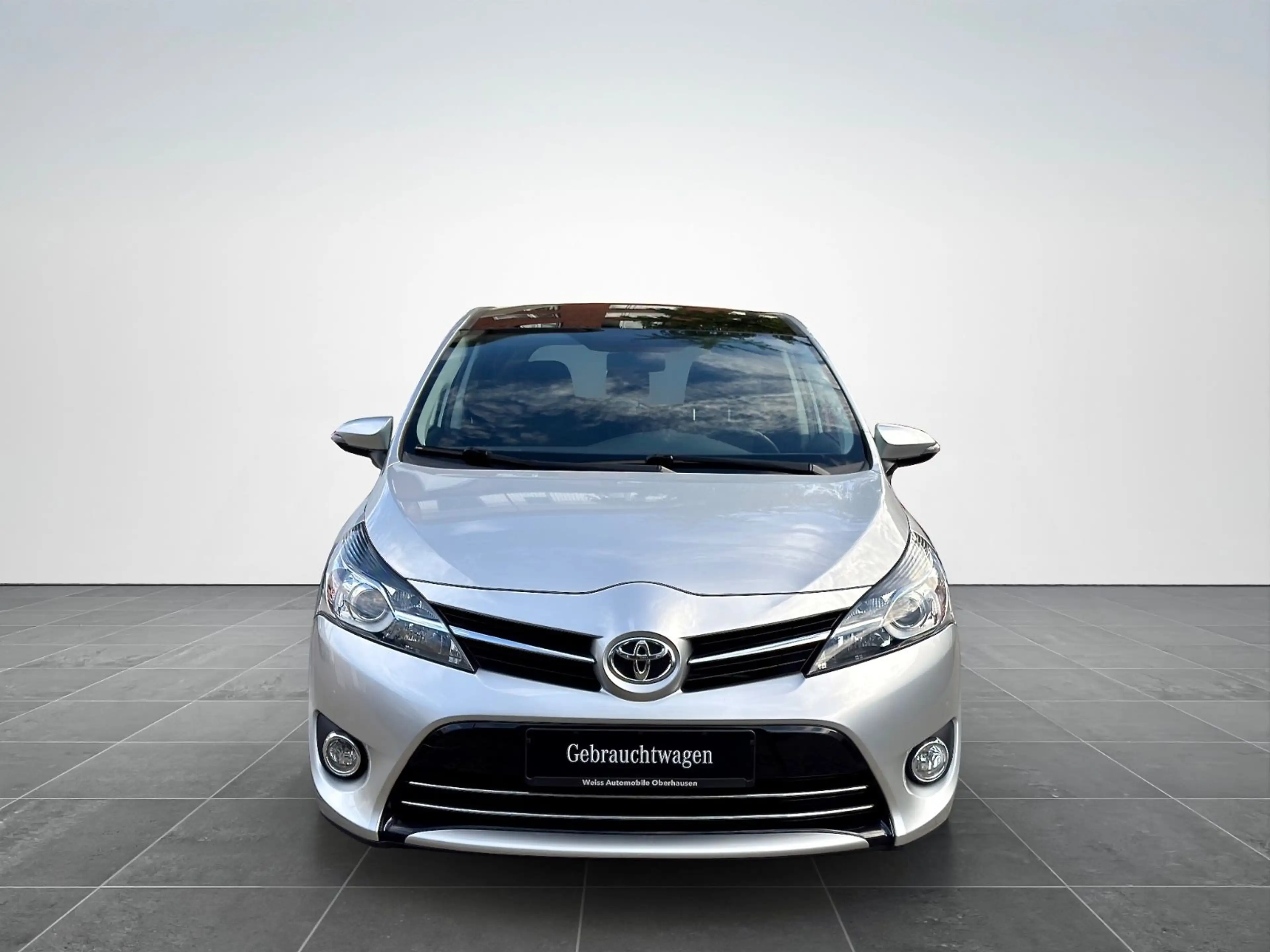 Toyota Verso 1.6 l*6 GANG*PANORAMA*NAVI*KAMERA*AHK* — photo 7
