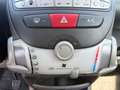 Toyota Aygo 1.0-12V + de auto is 3 deurs met airco goed onderh Rood - thumbnail 12