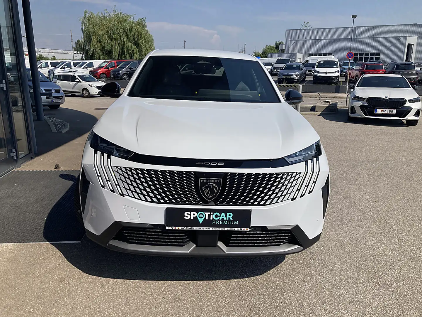Peugeot 3008 Allure Business Hybrid 145 e-DCS6 Weiß - 2