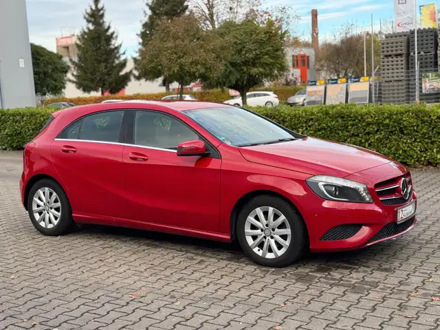 Mercedes-Benz A 180 BlueEfficiency* Garantie* Navi* BiXenon*