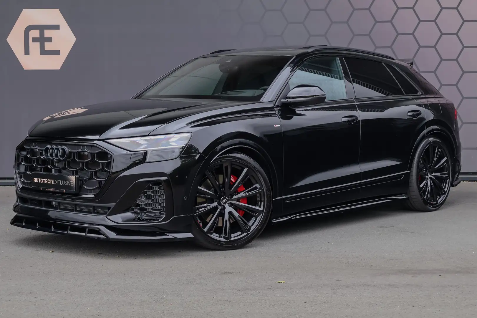 Audi Q8 60 TFSI e quattro Pro Line S Competition 490pk ACH Zwart - 1