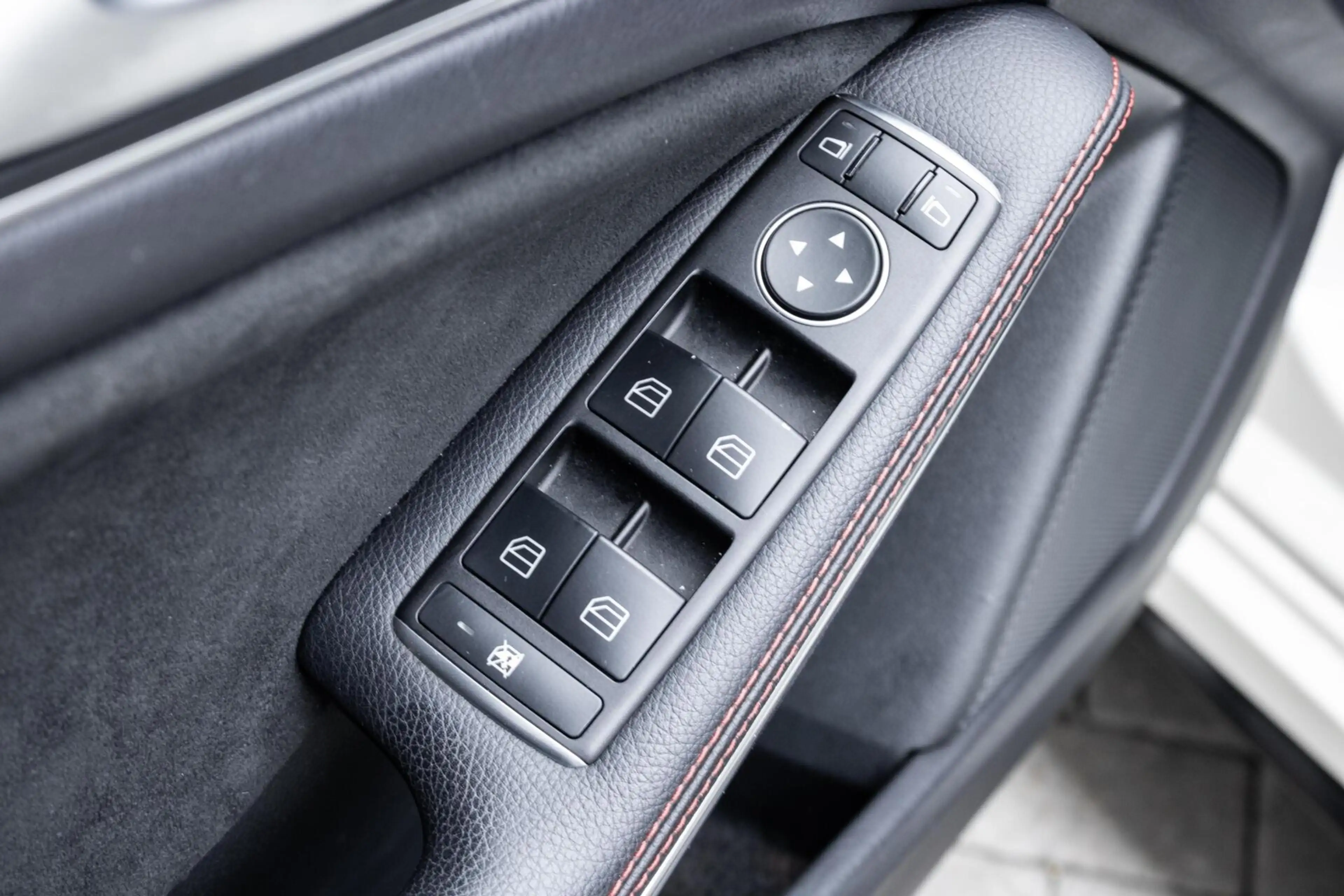 Mercedes-Benz A 250 A250 AMG 211pk | LED | STOELVERW. | NAVI | HISTORI — photo 13