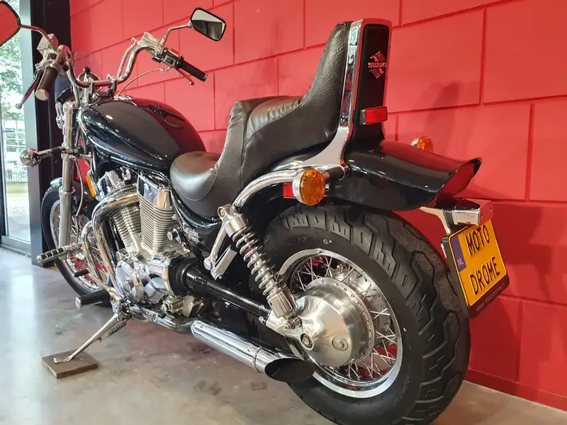 Suzuki VS 1400 - foto 4