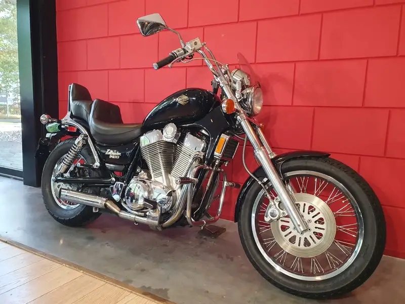 Suzuki VS 1400 - foto 3