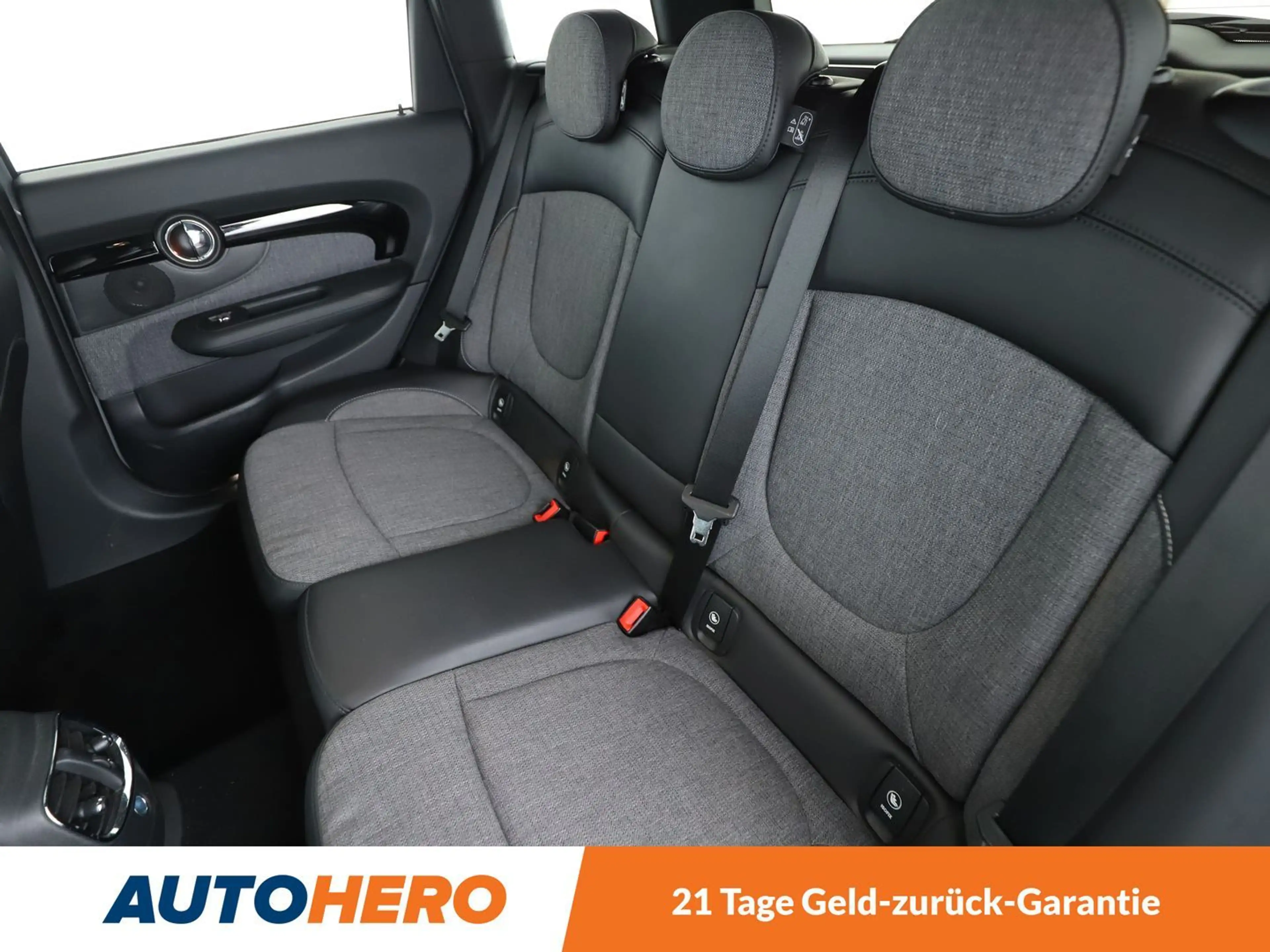 MINI One Clubman One*NAVI*LED*TEMPO*PDC*PANO* — photo 14