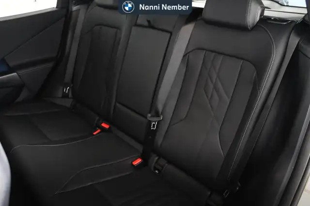 BMW X3 view 15