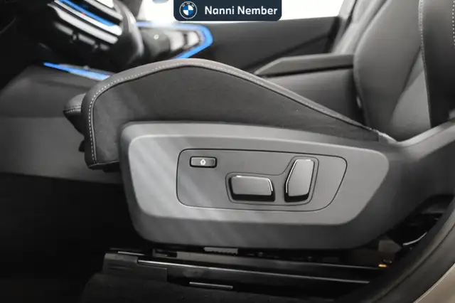 BMW X3 view 14