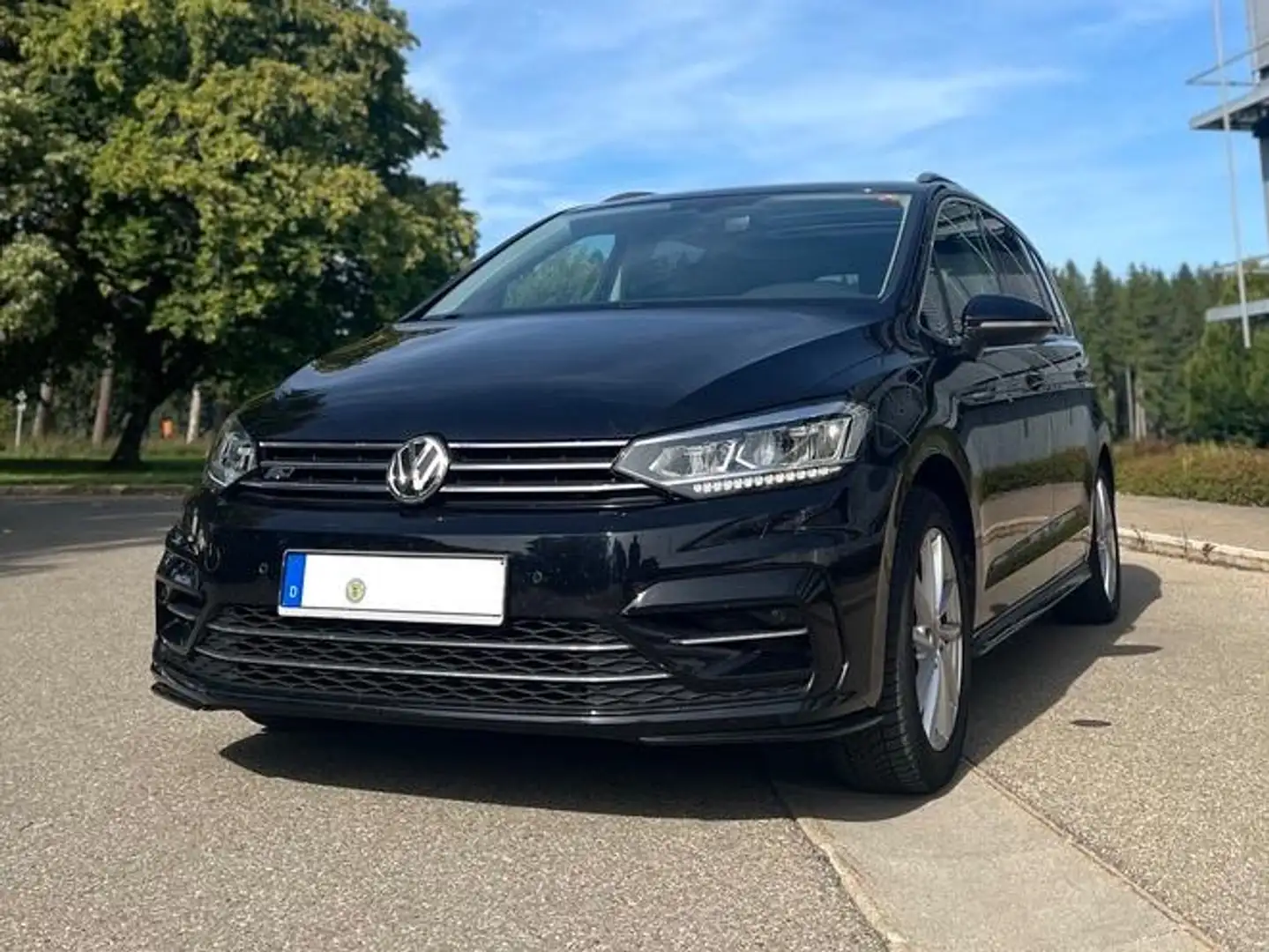 Volkswagen Touran Touran 1.5 TSI Highline BMT R-Line, 7-Sitz, Pa Schwarz - 1