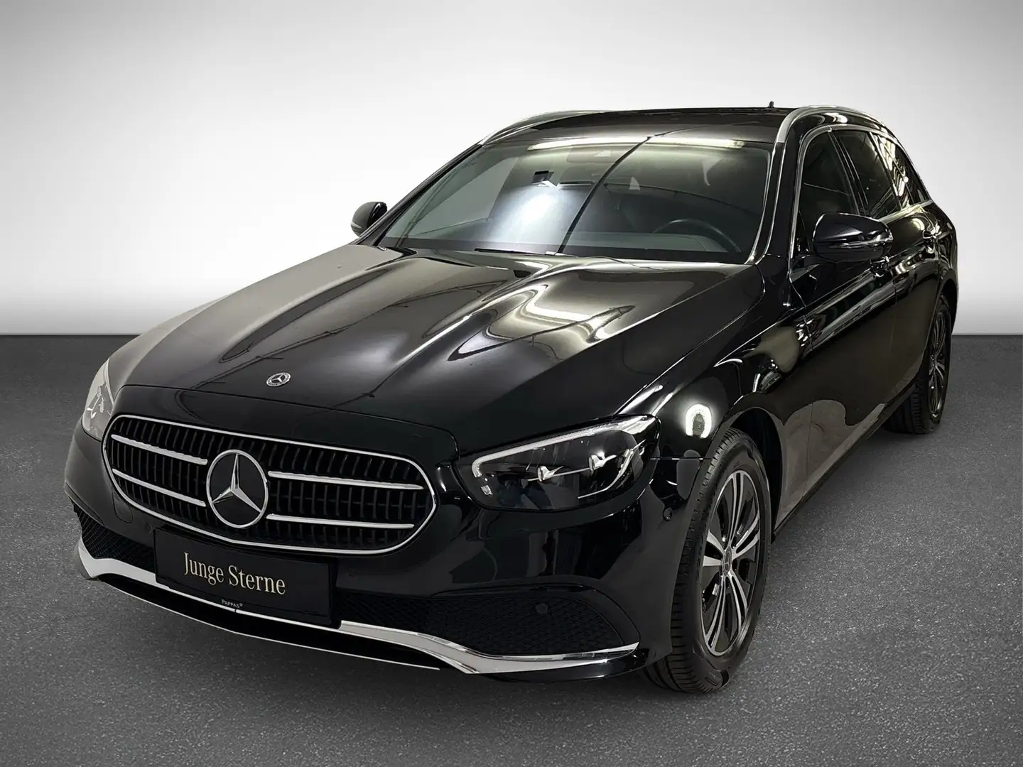 Mercedes-Benz E 220 d T-Modell PTS Cam Navi AUT LED SHZ Schwarz - 2