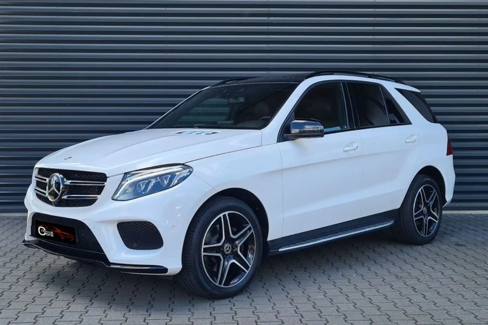 Mercedes-Benz GLE 350 350d AMG Weiß - 1
