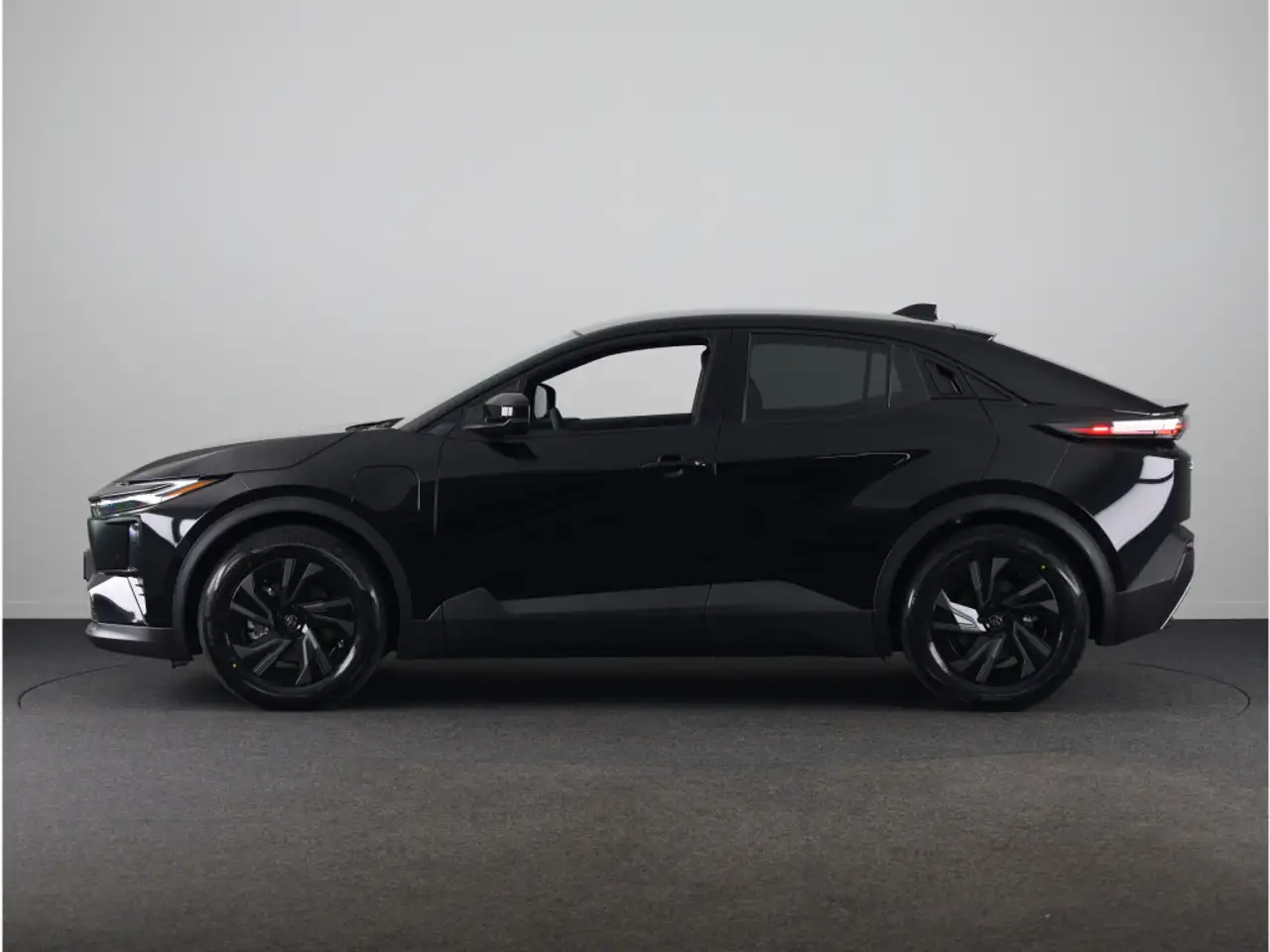Toyota C-HR 2026 — фото 10