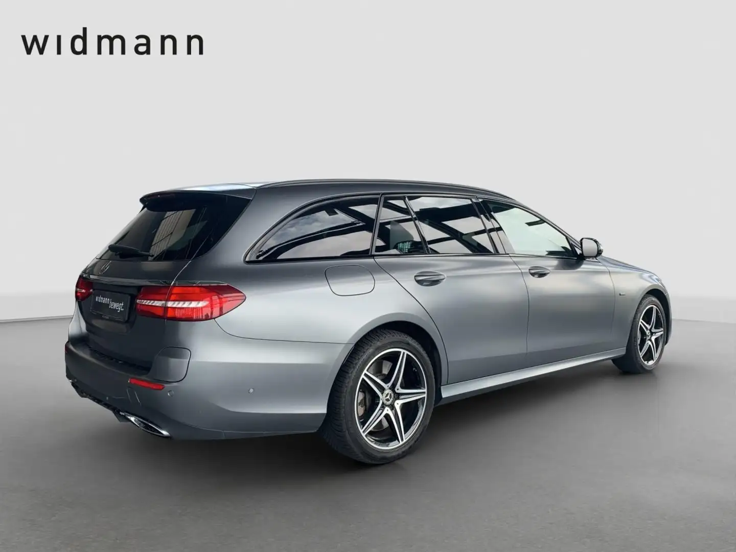Mercedes-Benz E 300 de T *AMG*Navi*AHK*PTS*SHZ*Multibeam*DAB** Grijs - 2