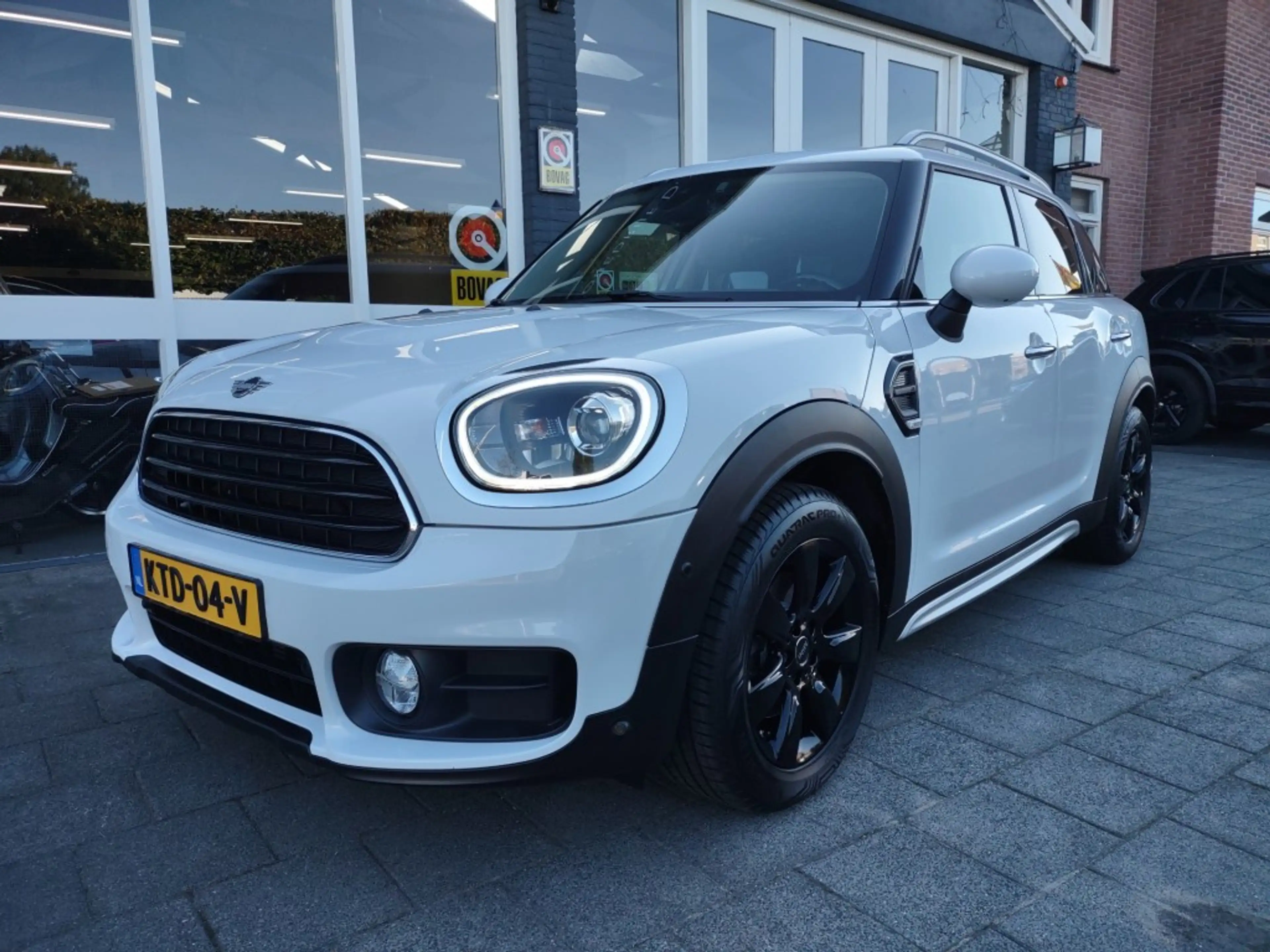 MINI Cooper Countryman 1.5 COOPER CHILI 136pk — photo 3