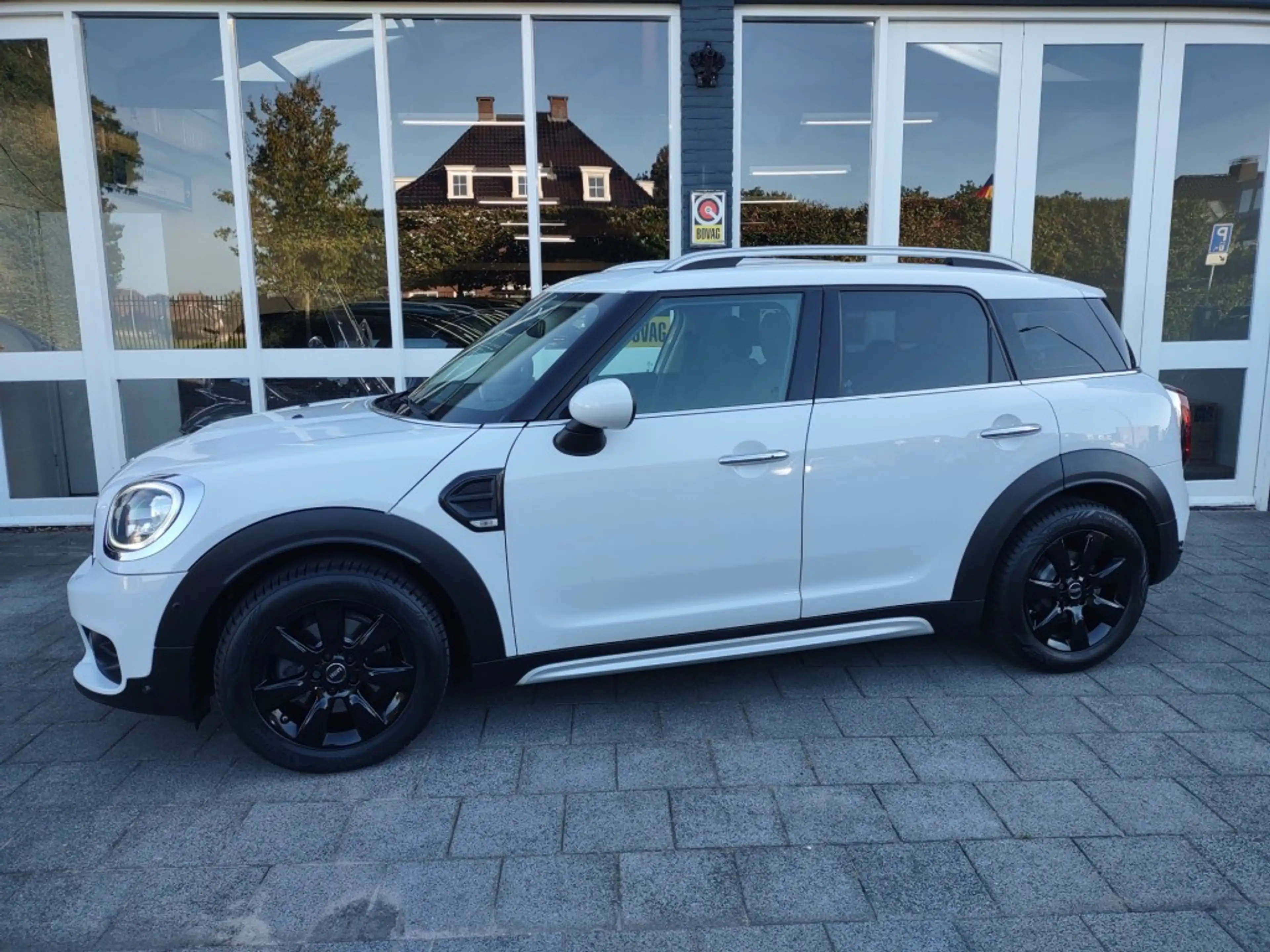 MINI Cooper Countryman 1.5 COOPER CHILI 136pk — photo 2