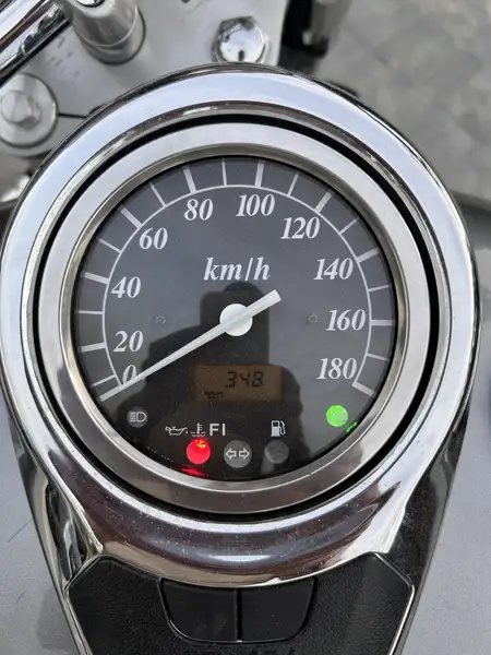 Suzuki VL 800 - foto 2