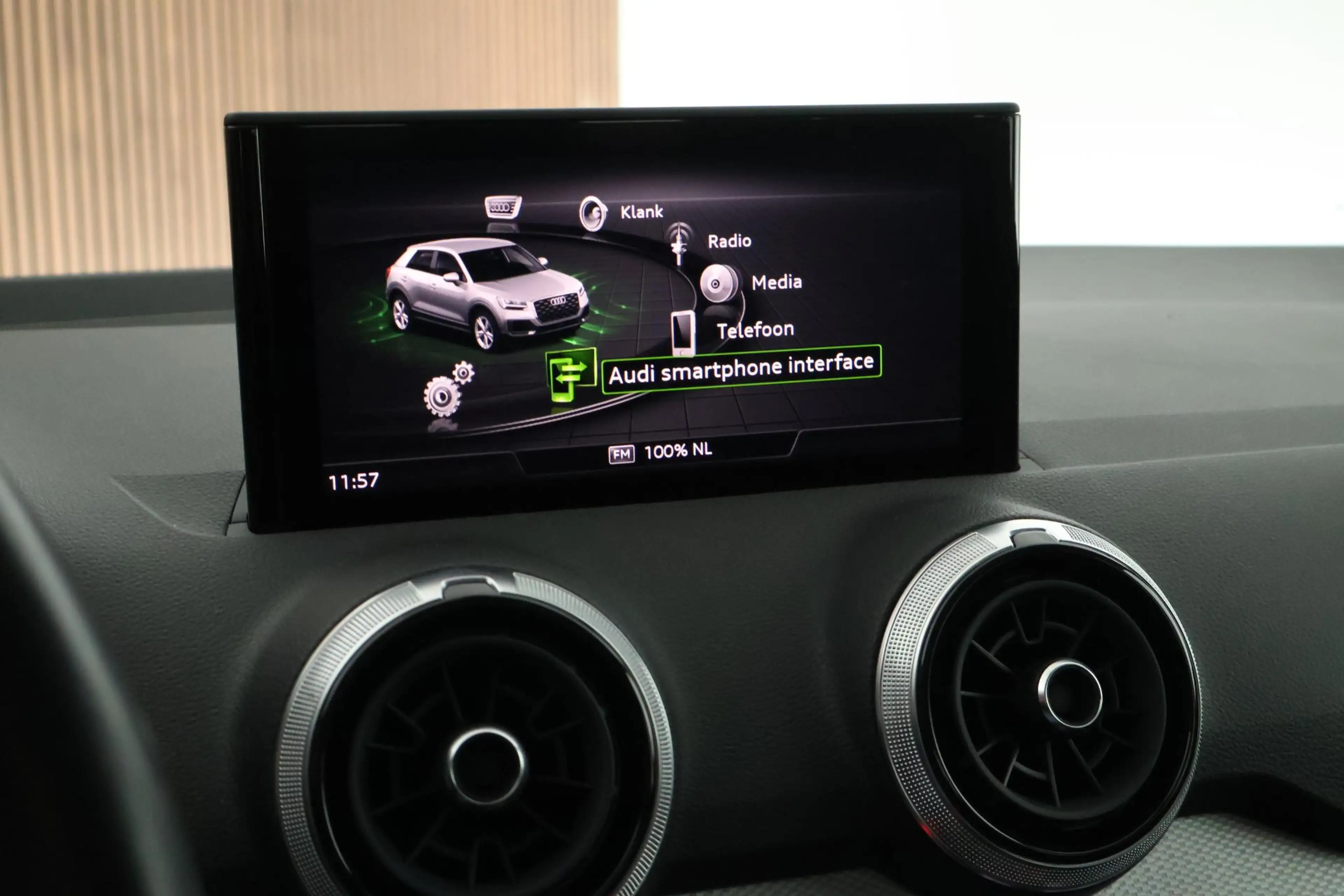 Audi Q2 35 TFSI 150pk S-Tronic S Edition Trekhaak Camera C — photo 23