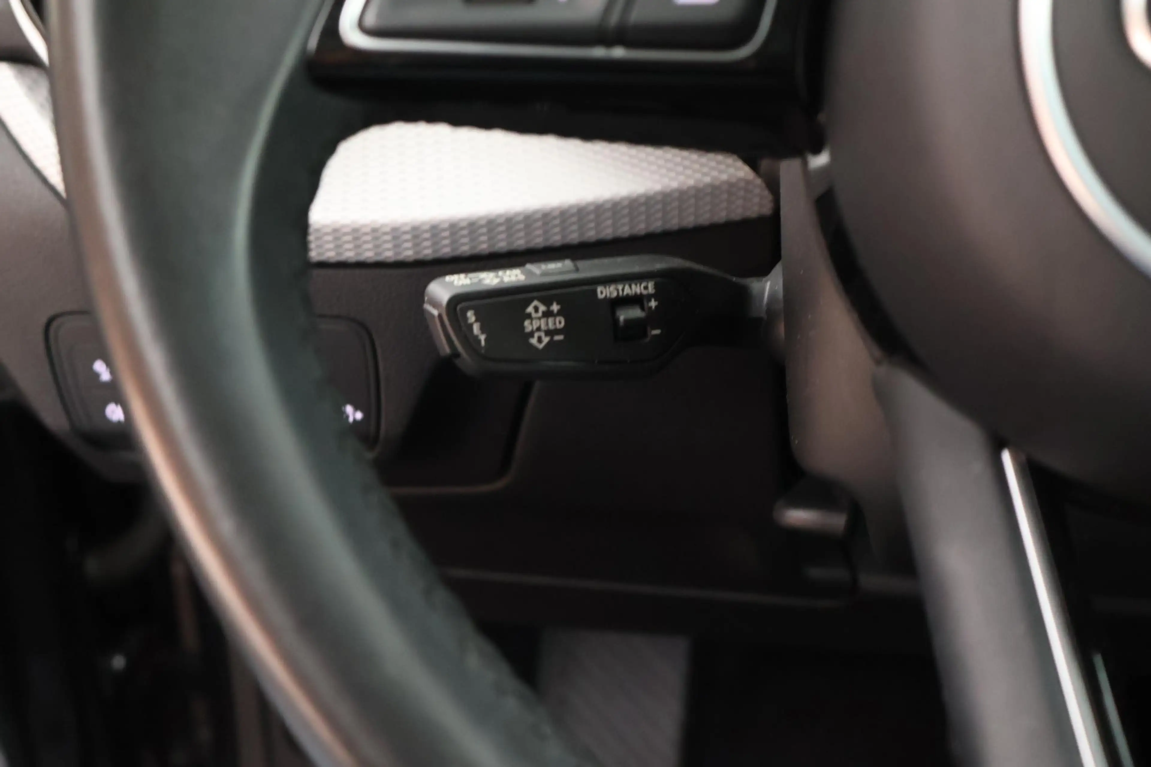 Audi Q2 35 TFSI 150pk S-Tronic S Edition Trekhaak Camera C — photo 16