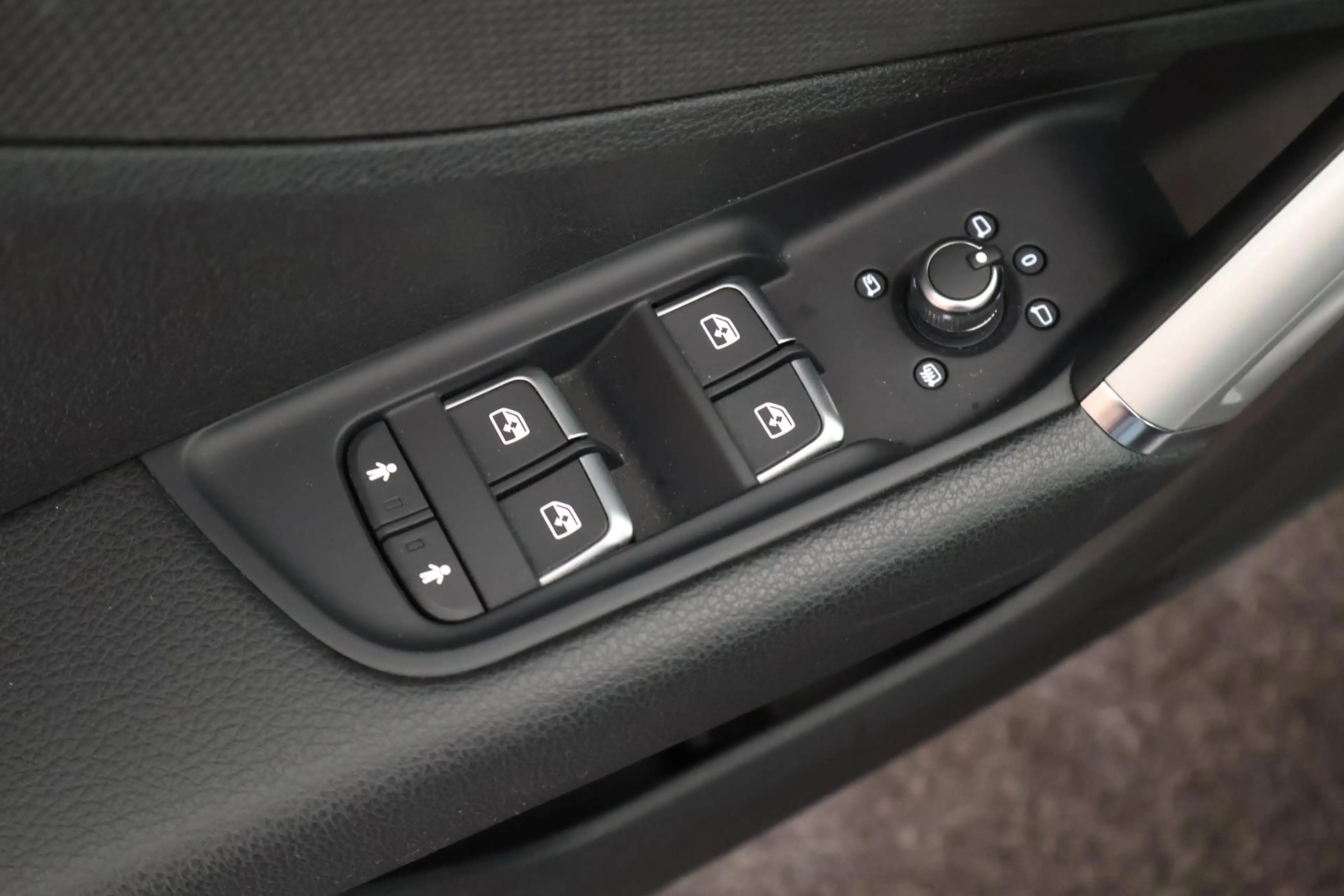 Audi Q2 35 TFSI 150pk S-Tronic S Edition Trekhaak Camera C — photo 14