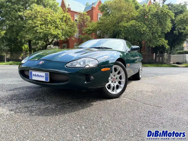 Jaguar XKR