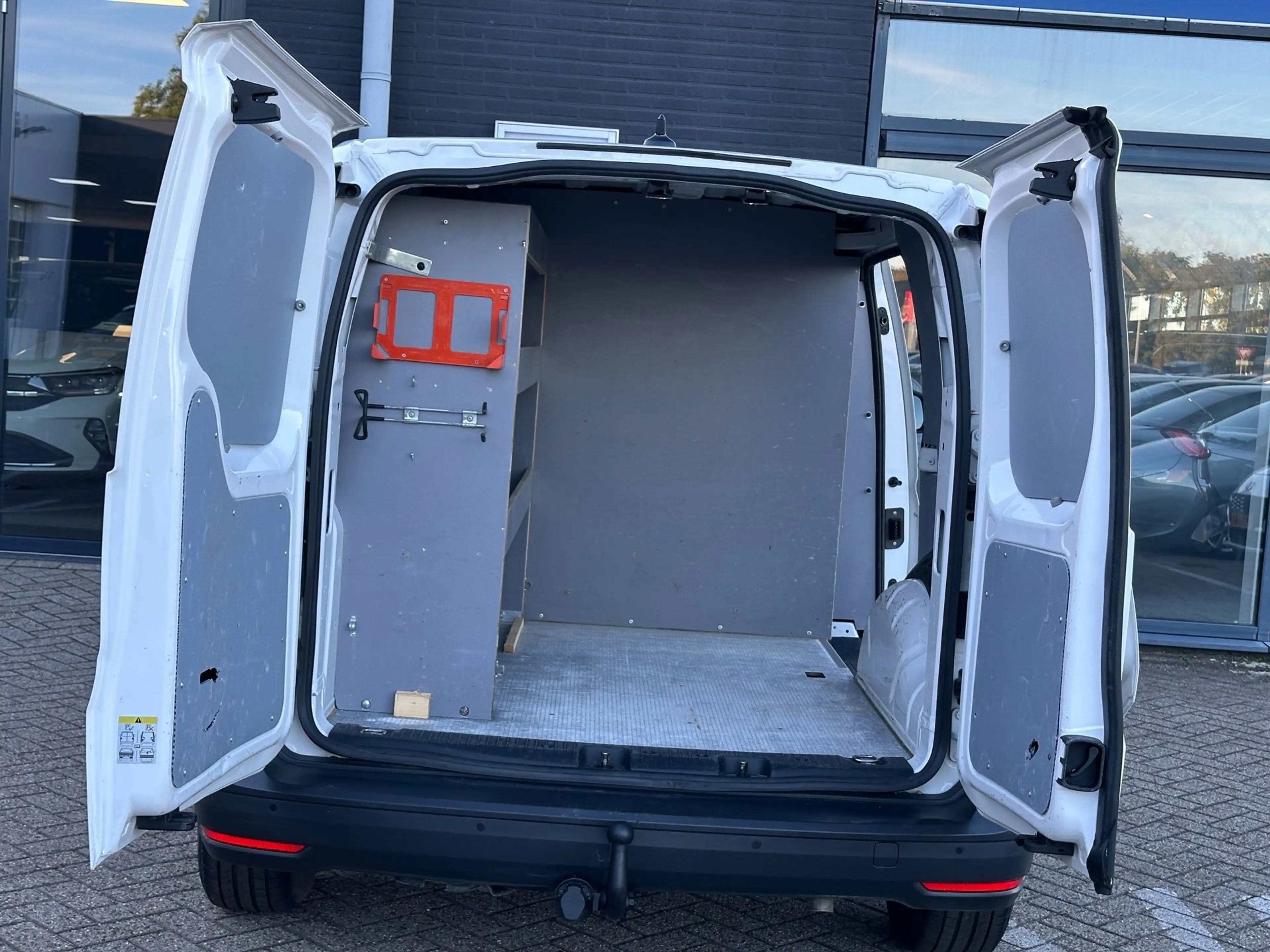 Volkswagen Caddy Cargo 2.0 TDI Comfort/1STE EIG/APP-CONNECT/NAVI/NL — photo 9