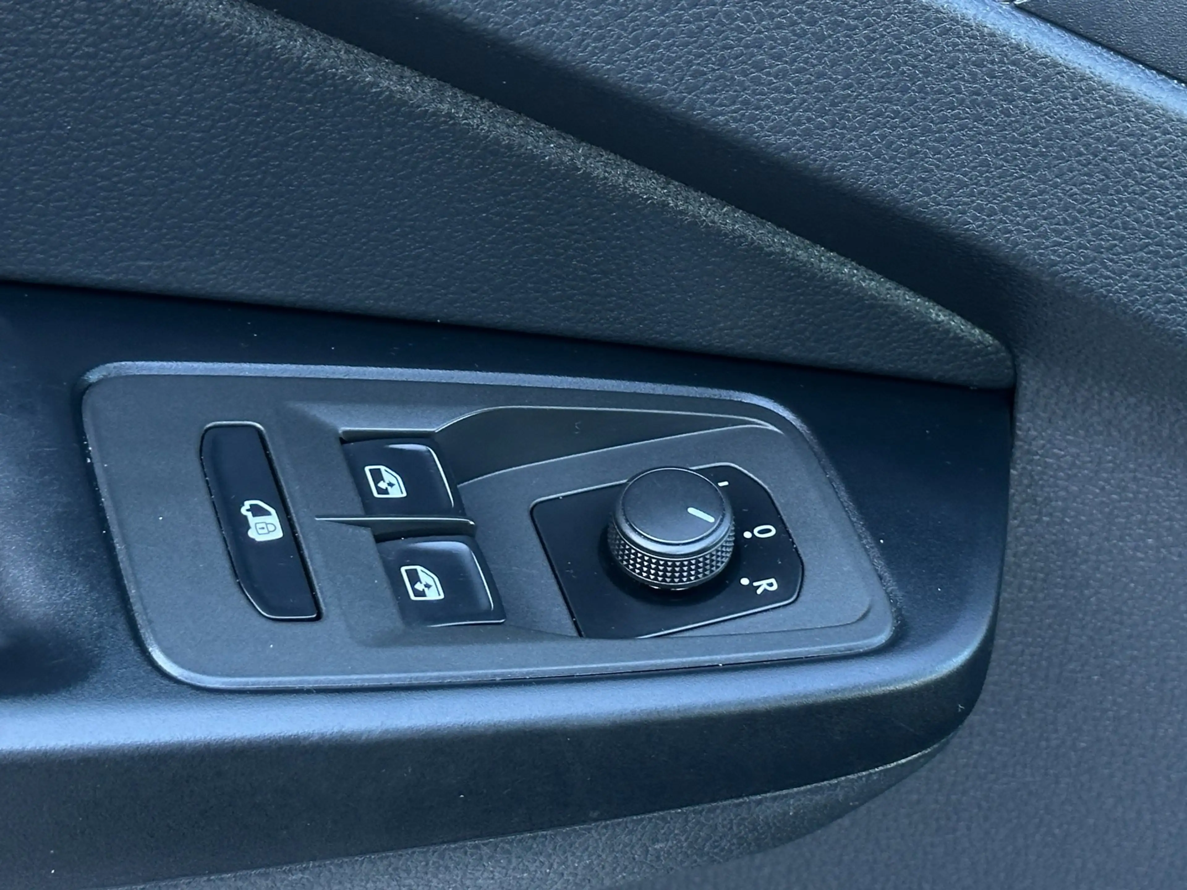 Volkswagen Caddy Cargo 2.0 TDI Comfort/1STE EIG/APP-CONNECT/NAVI/NL — photo 14