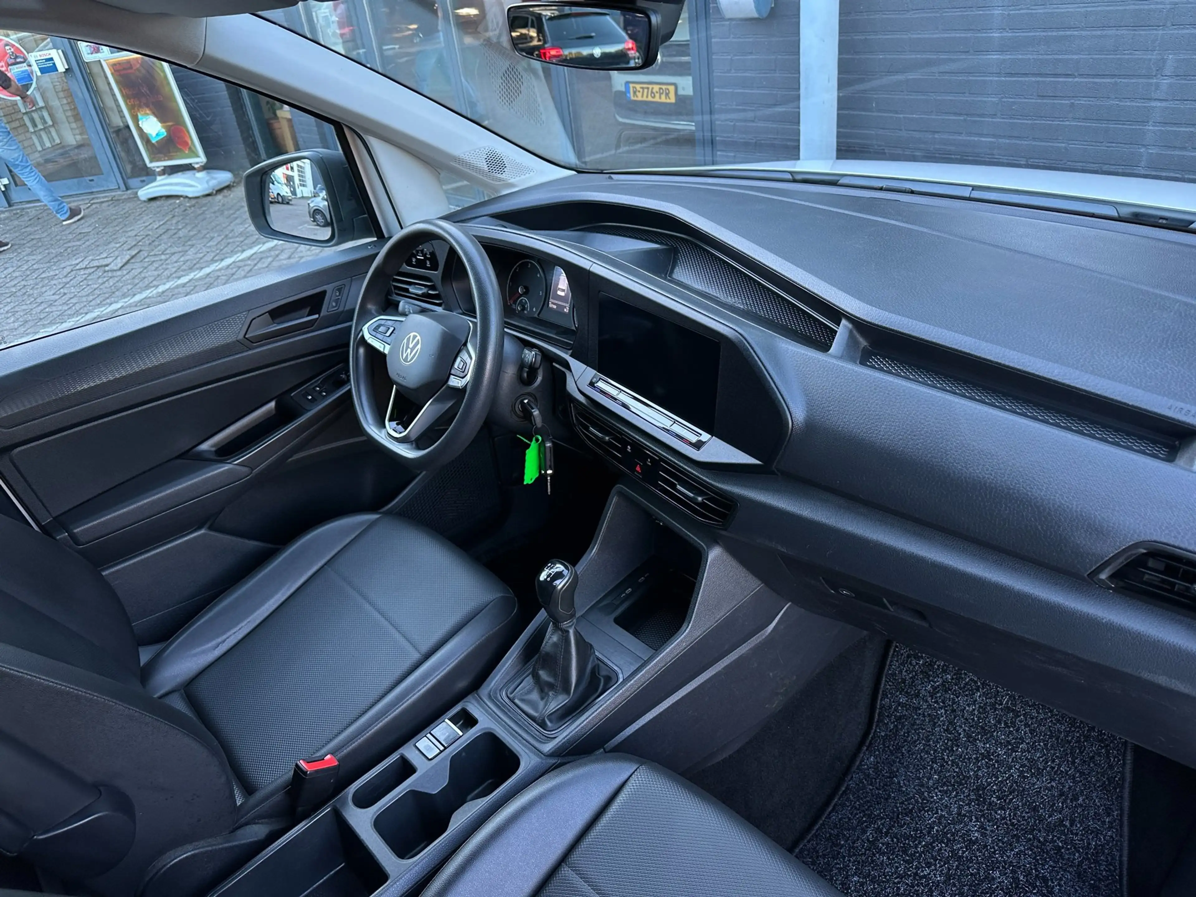 Volkswagen Caddy Cargo 2.0 TDI Comfort/1STE EIG/APP-CONNECT/NAVI/NL — photo 2