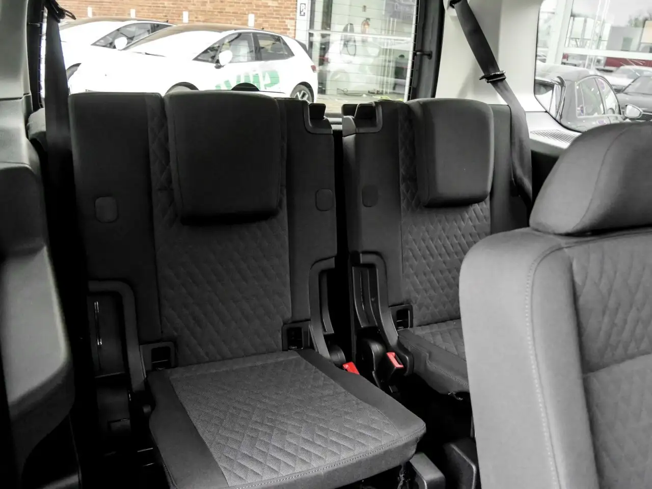 Volkswagen Caddy Maxi Life 2.0 TDI DSG Navi AHK ACC 7Sitze, миниатюра 13