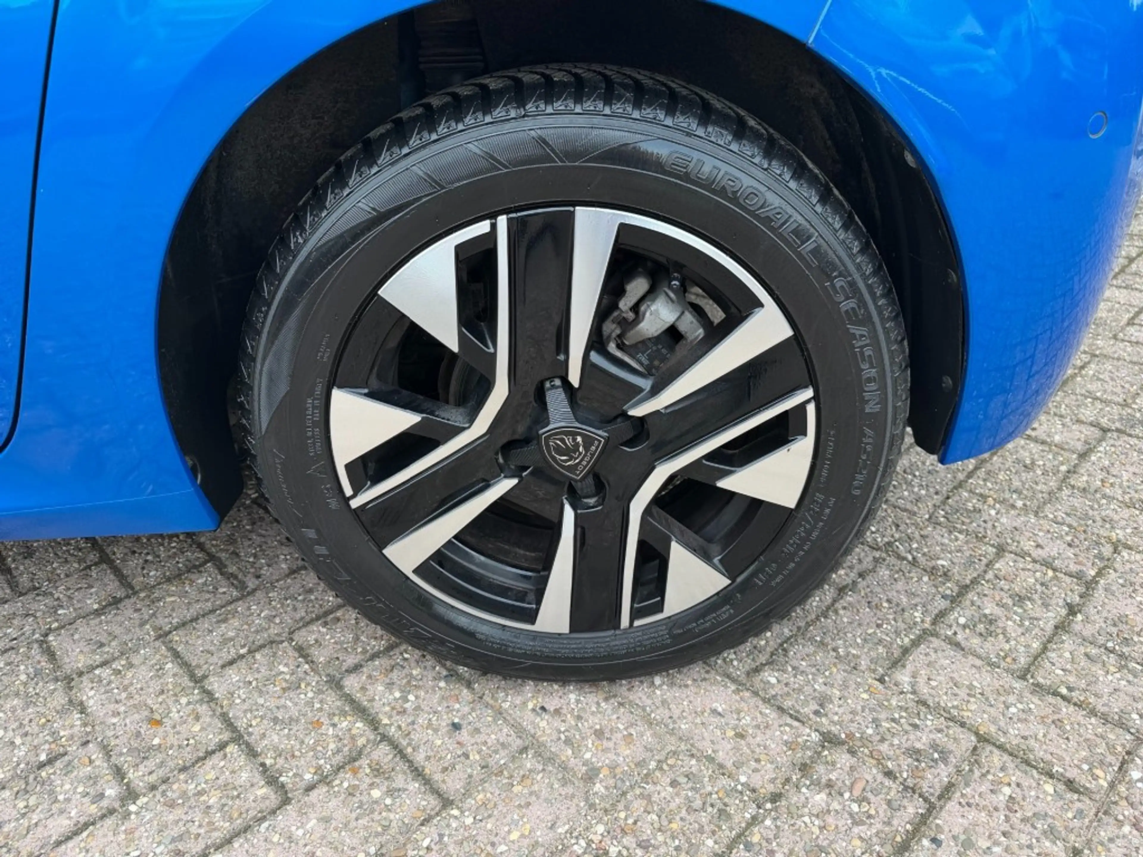 Peugeot 208 1.2 PureTech Allure 100PK Leder, Navi, Carplay/And — photo 8